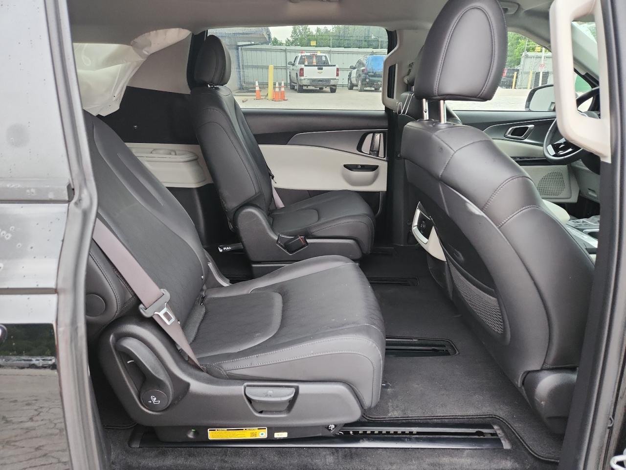 2024 Kia Carnival Lx VIN: KNDNB4H38R6440077 Lot: 63964725