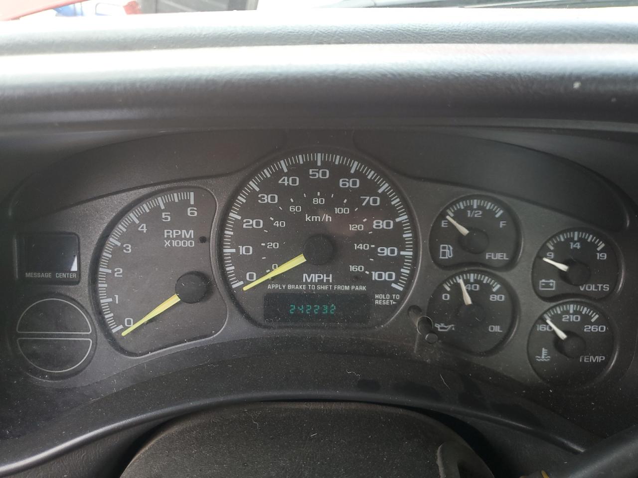 2000 Chevrolet Silverado K1500 VIN: 1GCEK14W2YE218542 Lot: 64623235