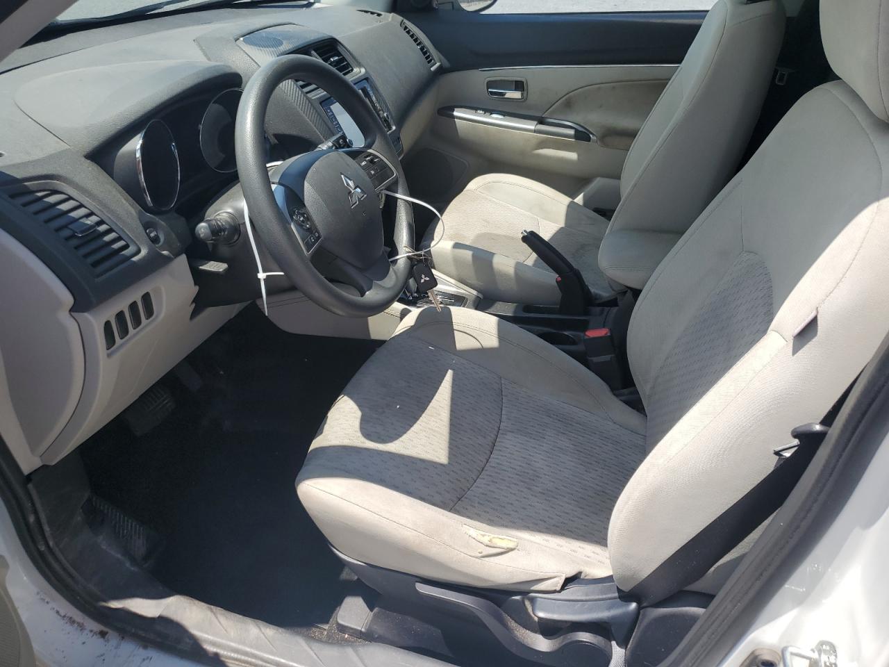 2018 Mitsubishi Outlander Sport Es VIN: JA4AR3AU3JZ010705 Lot: 63255275