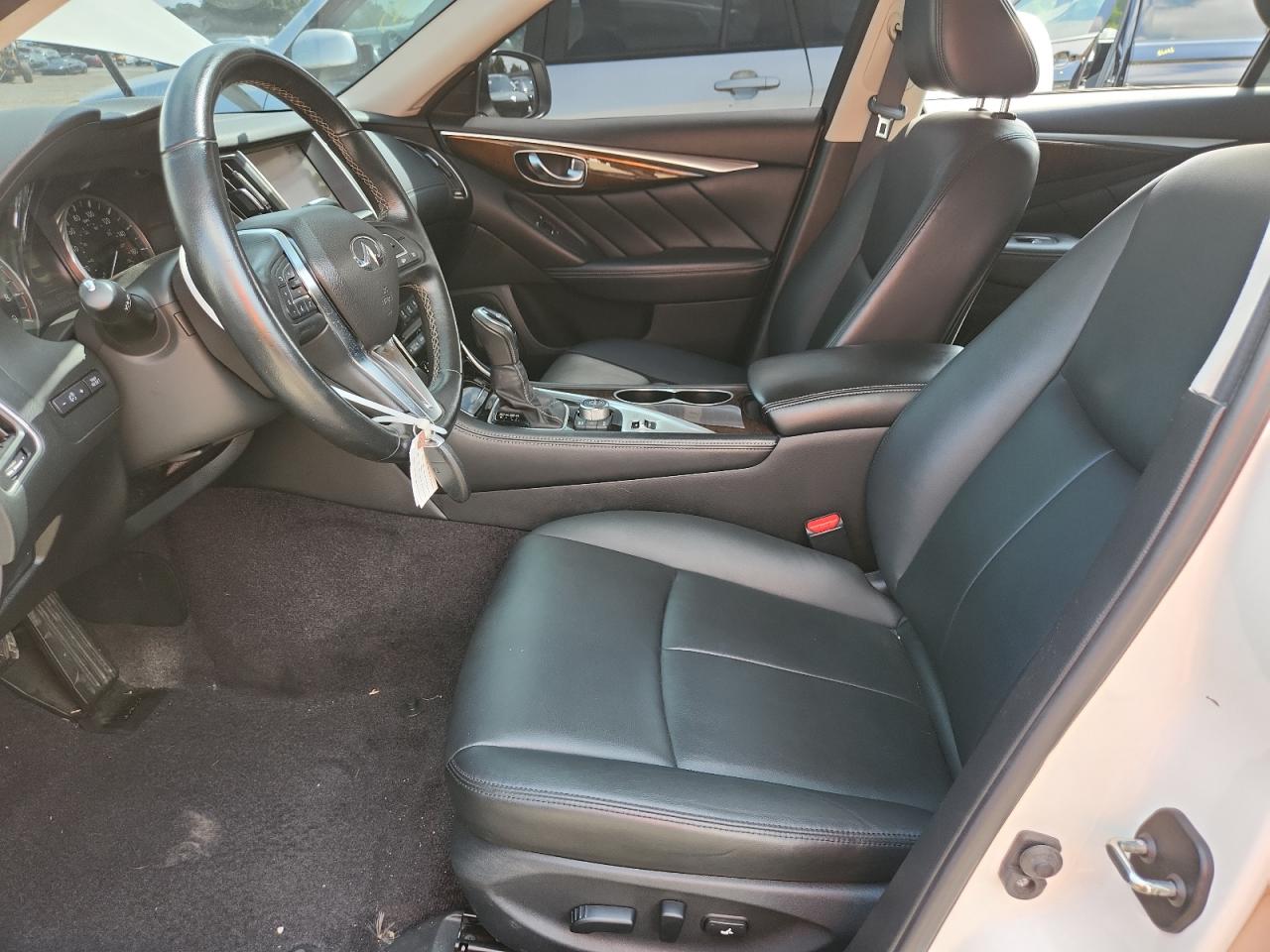 2019 Infiniti Q50 Luxe VIN: JN1EV7AR1KM556149 Lot: 62634905