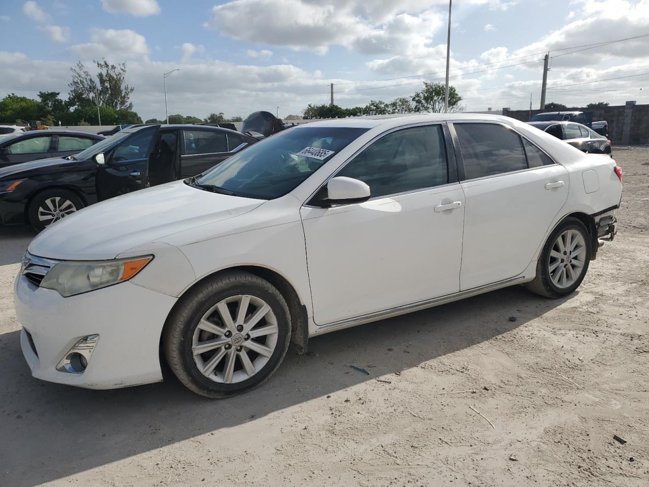 4t1bk1fk8cu521204 4T1BK1FK8CU521204 2012 Toyota Camry Se