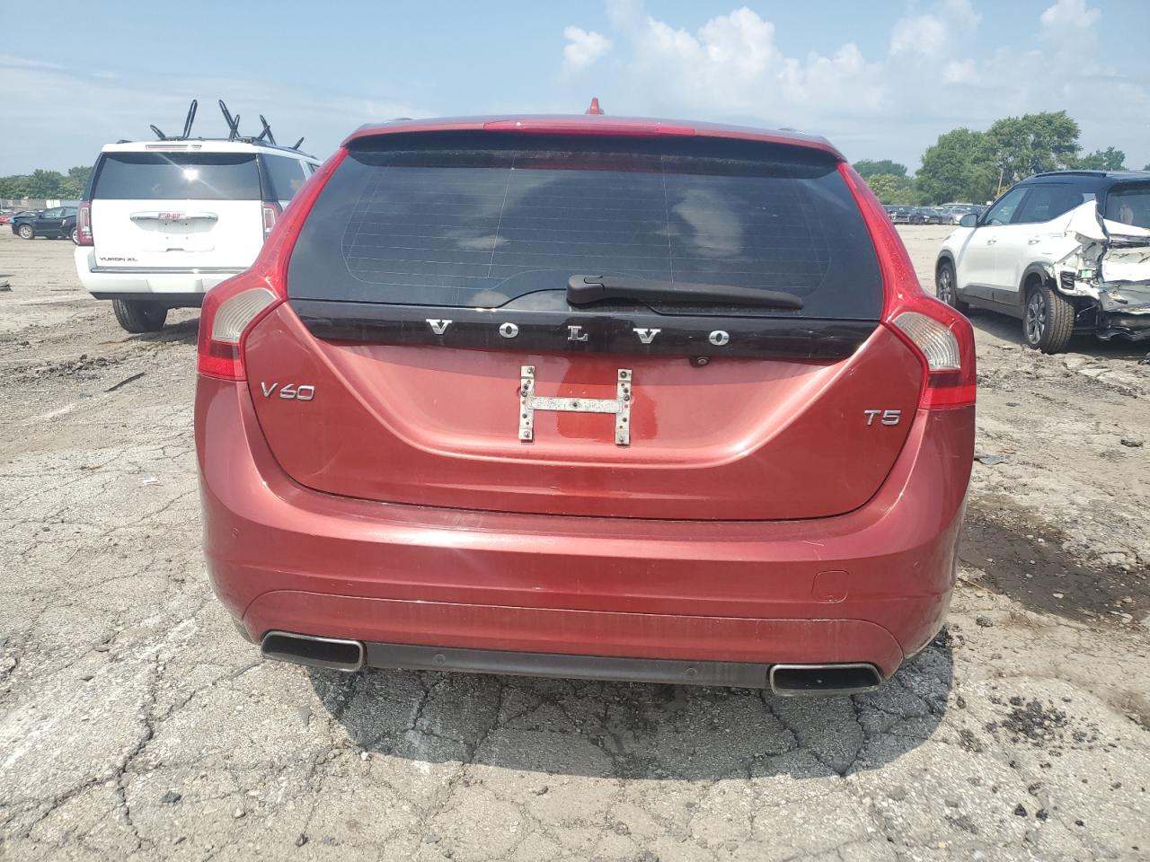 YV140MEK5F1258062 VOLVO V60 2015 RED Photo 6