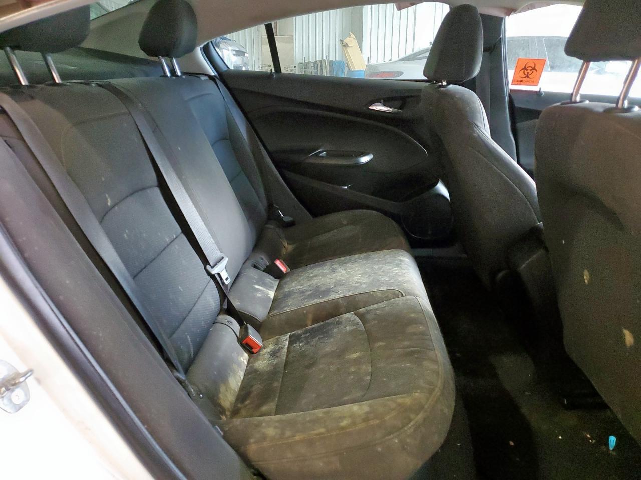 2018 Chevrolet Cruze Ls VIN: 1G1BC5SM2J7143112 Lot: 64485035