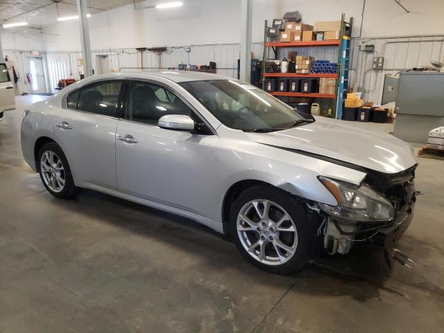  NISSAN MAXIMA 2014 Srebrny