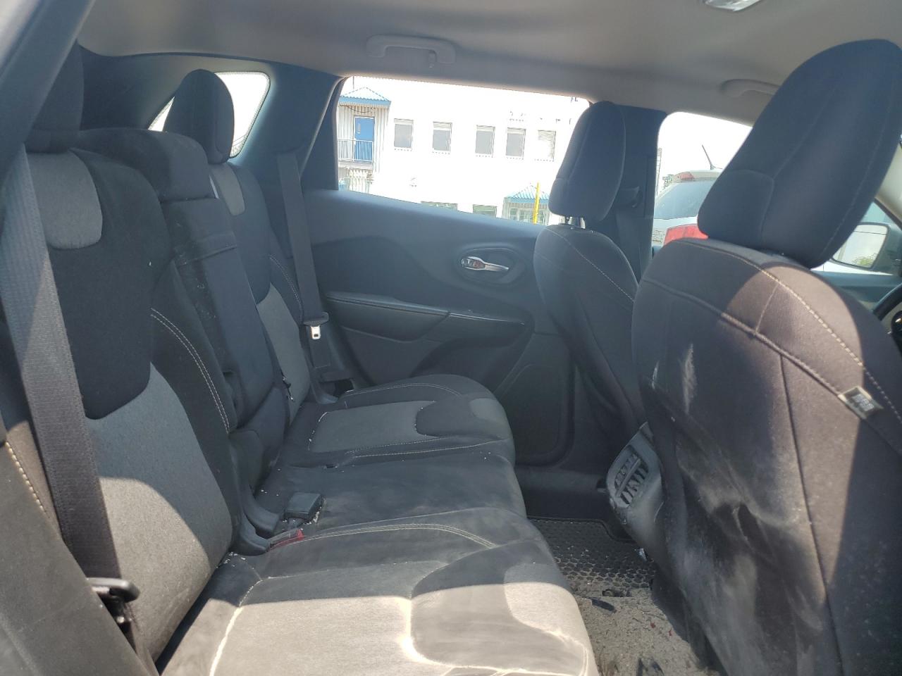 2015 Jeep Cherokee Sport VIN: 1C4PJLAB6FW535255 Lot: 63061045