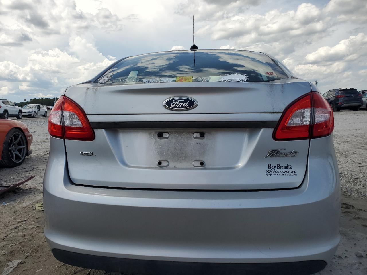2011 Ford Fiesta Sel VIN: 3FADP4CJ9BM186636 Lot: 63921555