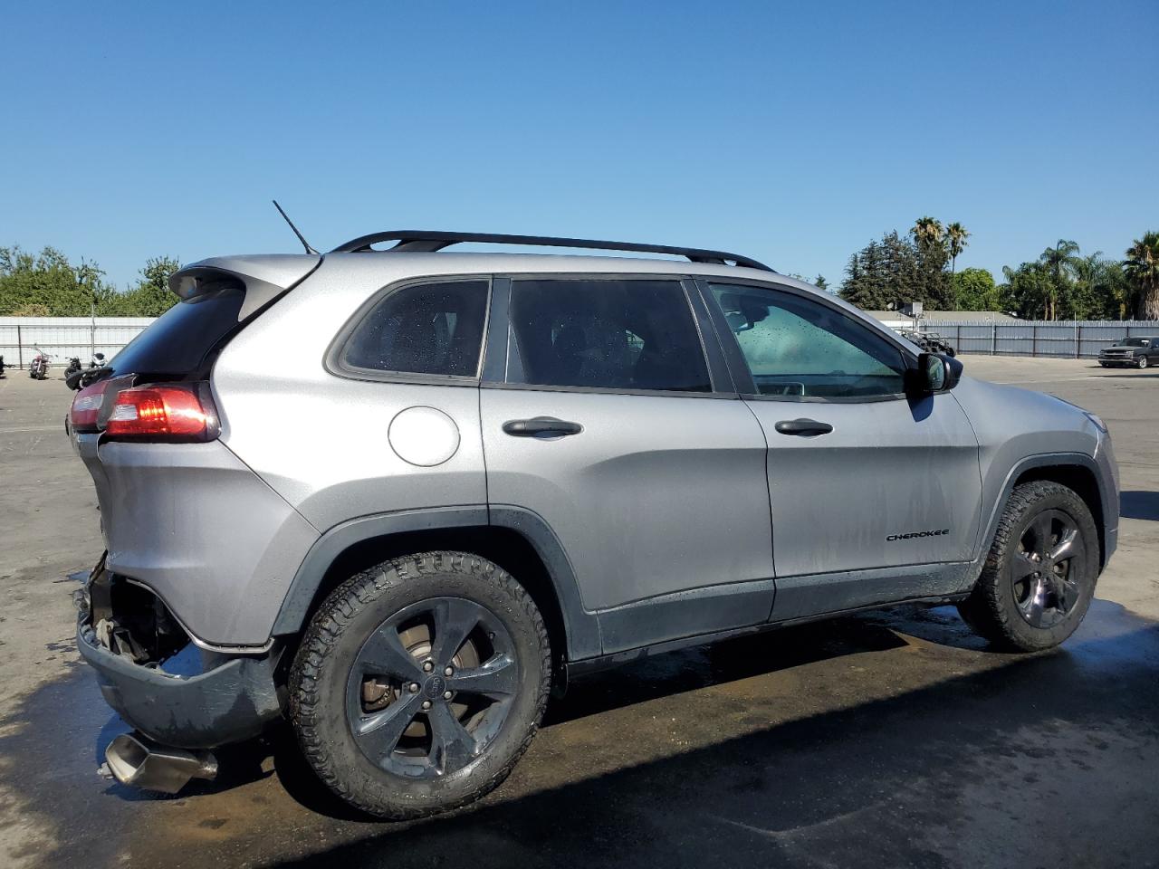 2017 Jeep Cherokee Sport silver suv flexible 1C4PJMAS2HW665123 photo #4