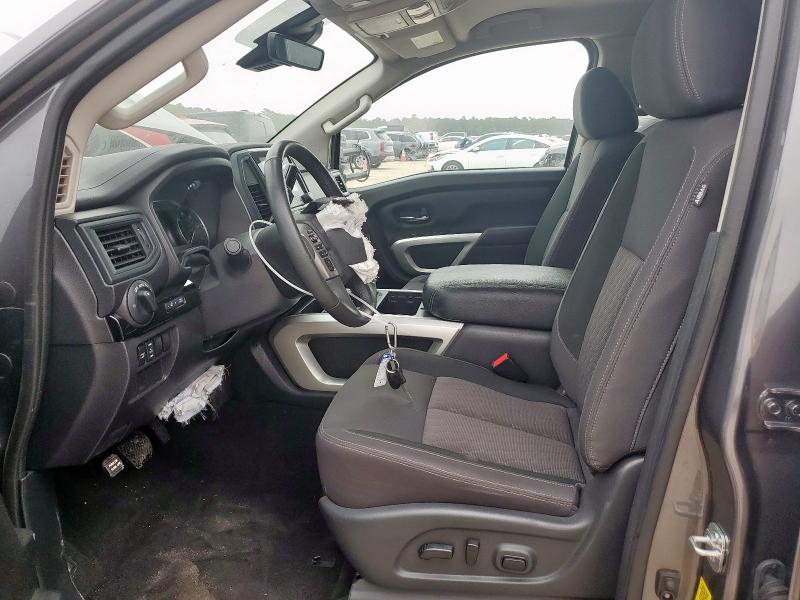 NISSAN TITAN 2024 Gray
