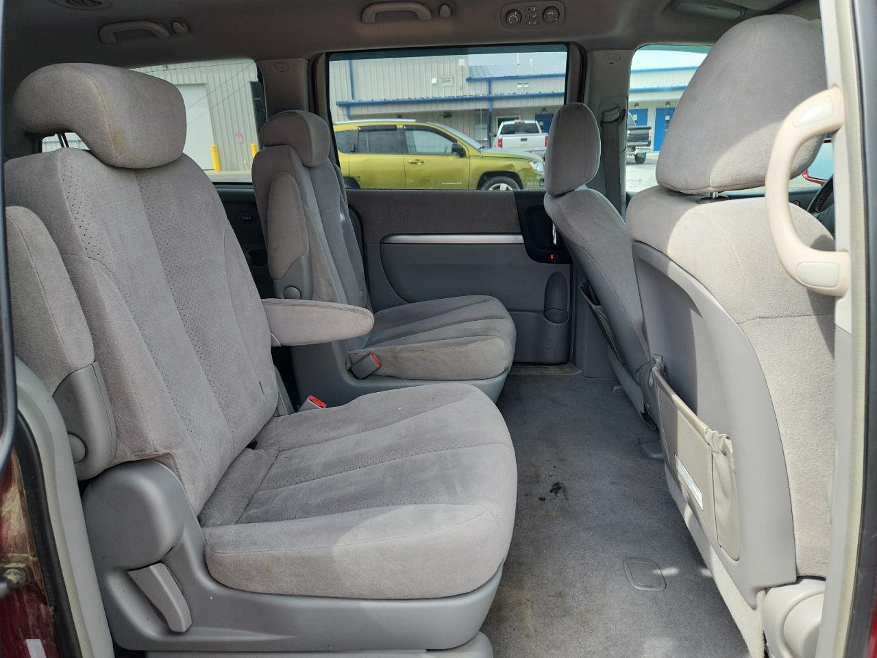 2007 Hyundai Entourage Gls VIN: KNDMC233376023693 Lot: 66547195