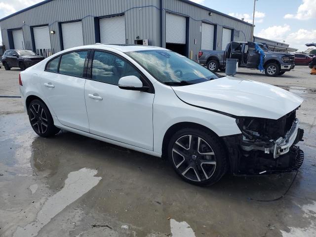  VOLVO S60 2017 White