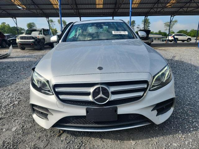  MERCEDES-BENZ E-CLASS 2019 Srebrny