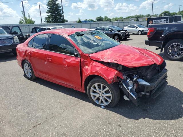 Sedans VOLKSWAGEN JETTA 2015 Czerwony