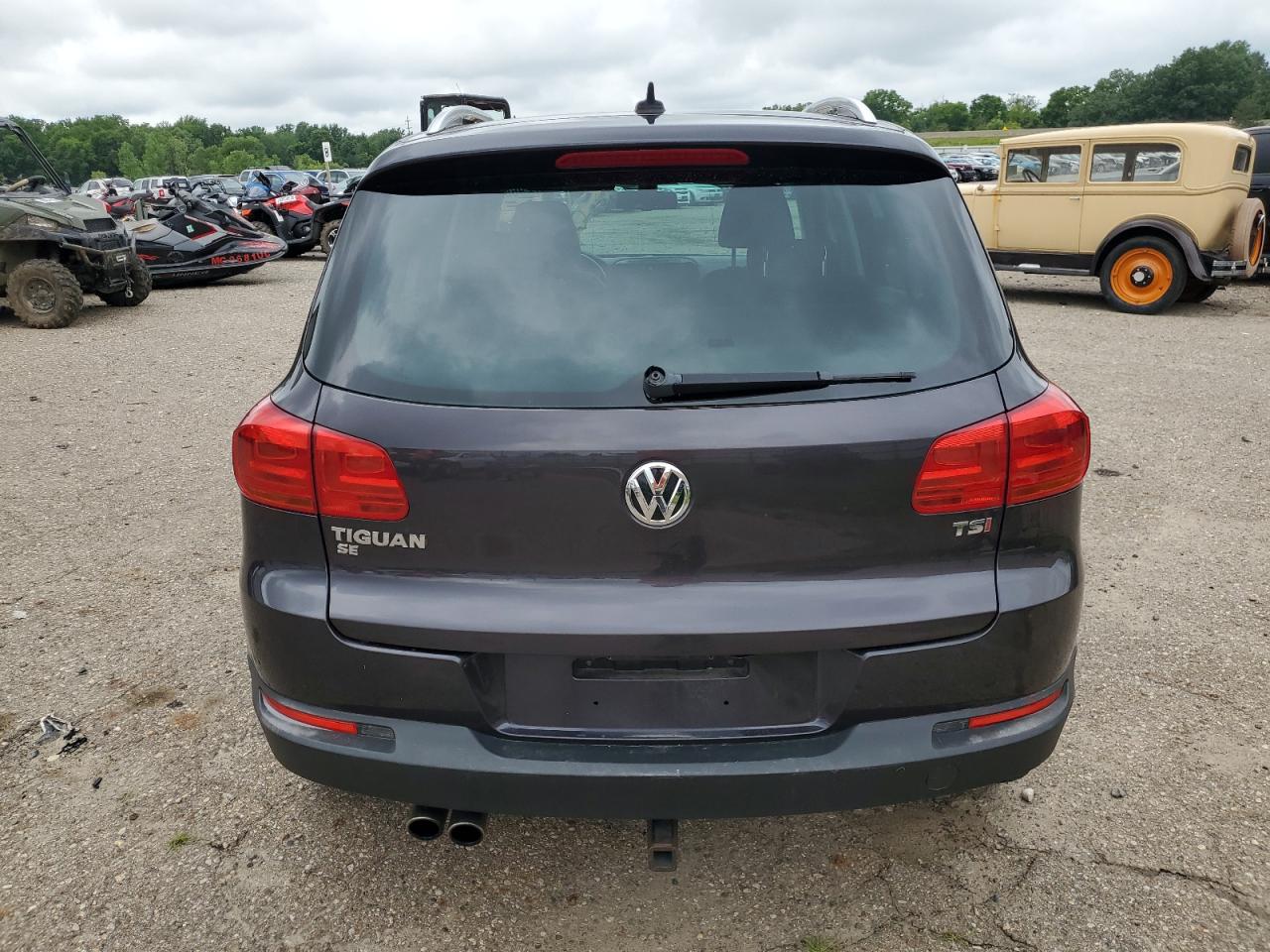 2016 Volkswagen Tiguan S VIN: WVGAV7AX9GW561343 Lot: 66172965