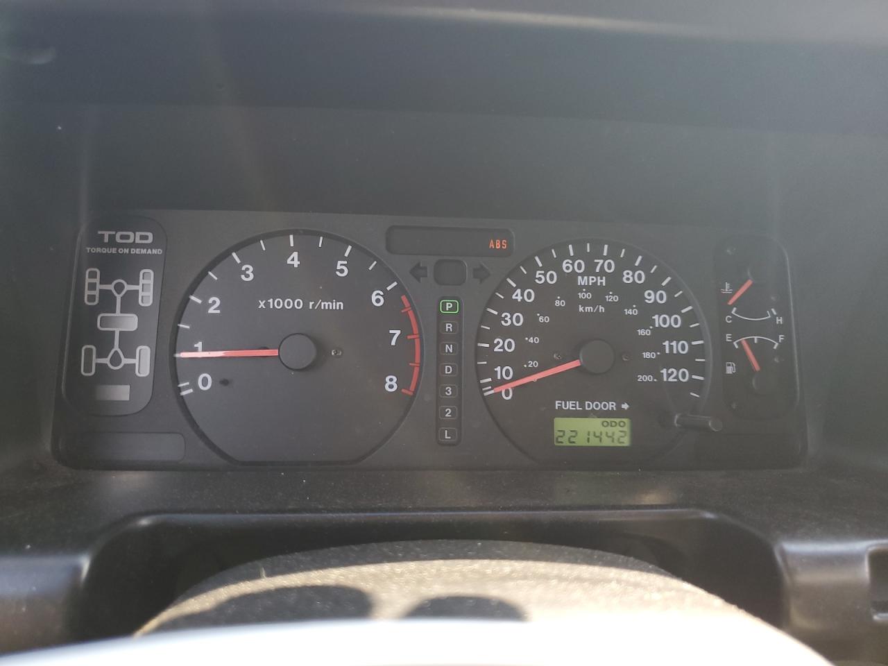 JACDJ58X9W7910869 1998 Isuzu Trooper S