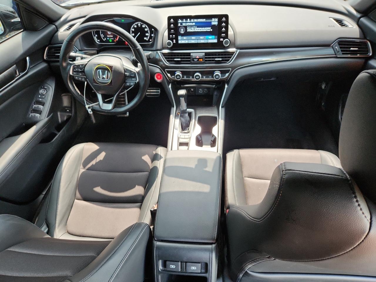 2022 Honda Accord Sport VIN: 1HGCV1F32NA123338 Lot: 64751175