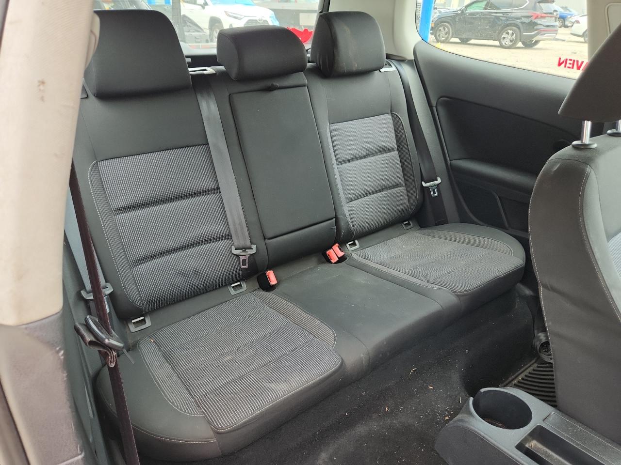 2011 Volkswagen Golf VIN: WVWBA7AJ2BW102566 Lot: 64040725