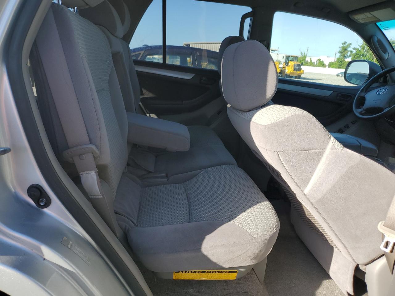 2005 Toyota 4Runner Sr5 VIN: JTEBU14RX50071494 Lot: 64647265