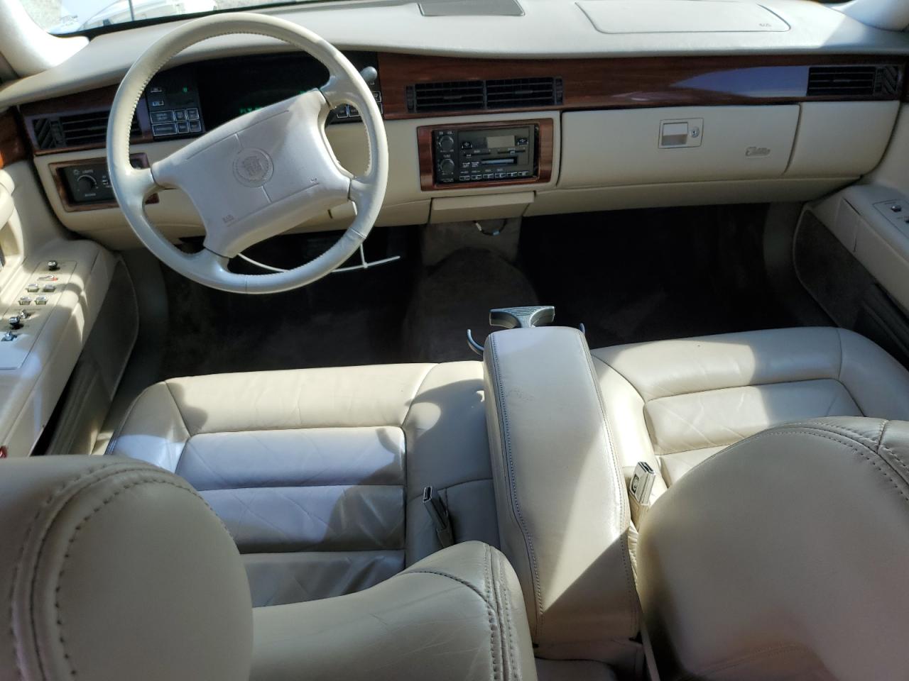 1994 Cadillac Deville VIN: 1G6KD52B1RU208082 Lot: 67021775