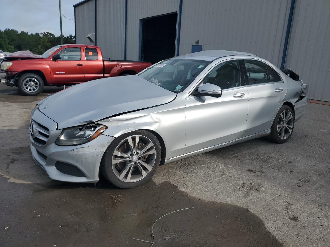 2015 Mercedes-Benz C 300 VIN: 55SWF4JB3FU085439 Lot: 63337265