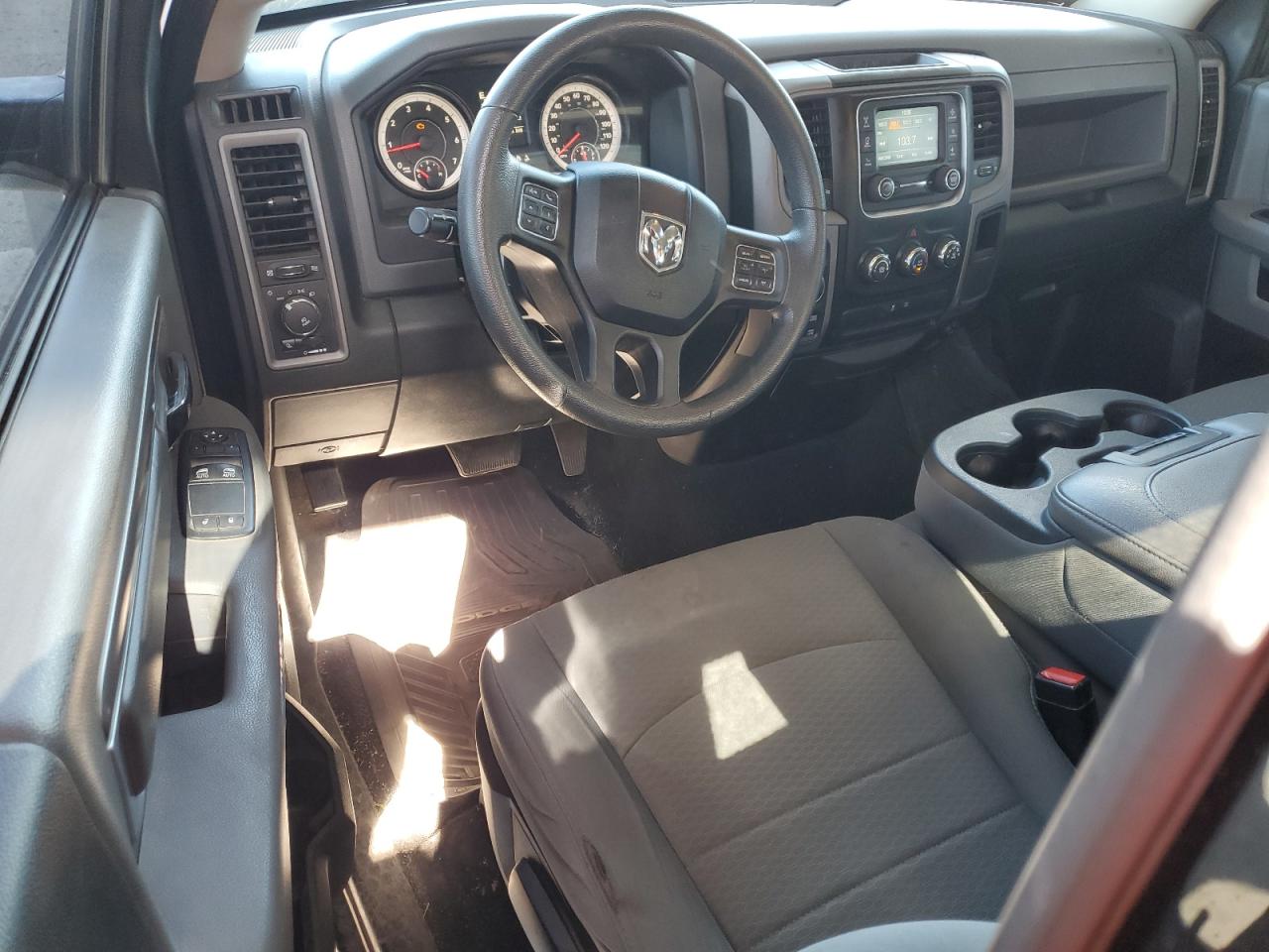 2015 Ram 1500 St VIN: 3C6JR7AT6FG676699 Lot: 63566885