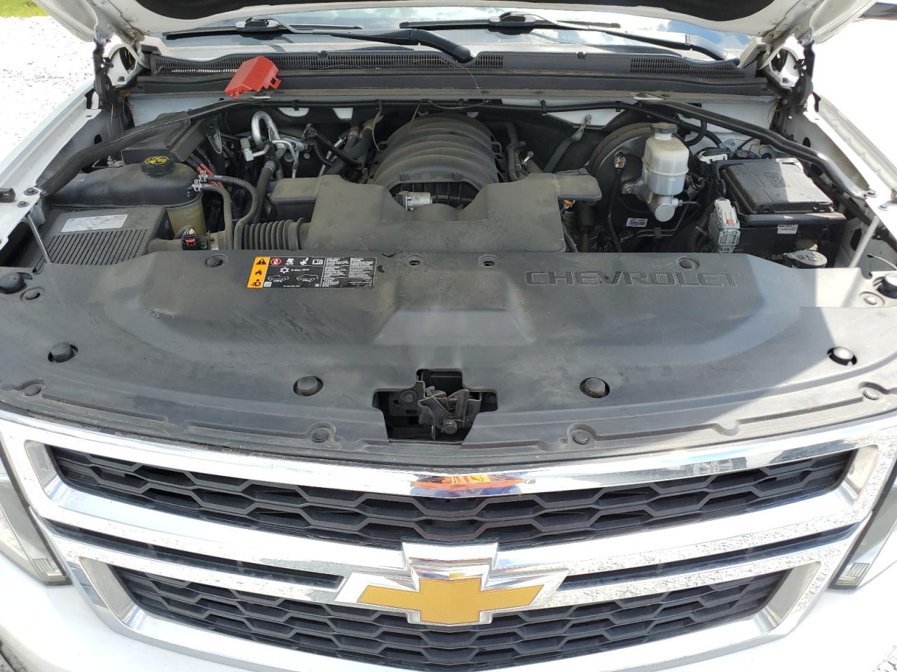 2019 Chevrolet Suburban C1500 Lt VIN: 1GNSCHKC1KR117310 Lot: 64401125