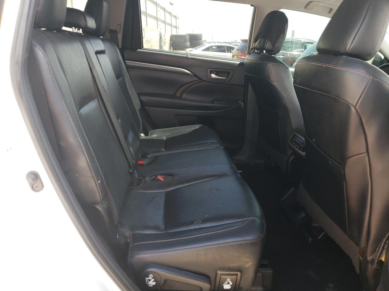 2019 Toyota Highlander Limited VIN: 5TDDZRFHXKS925636 Lot: 62387355