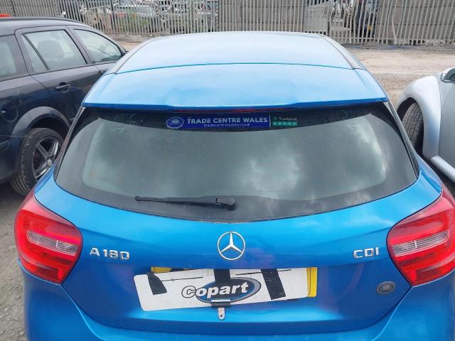2015 MERCEDES BENZ A180 BLUE-