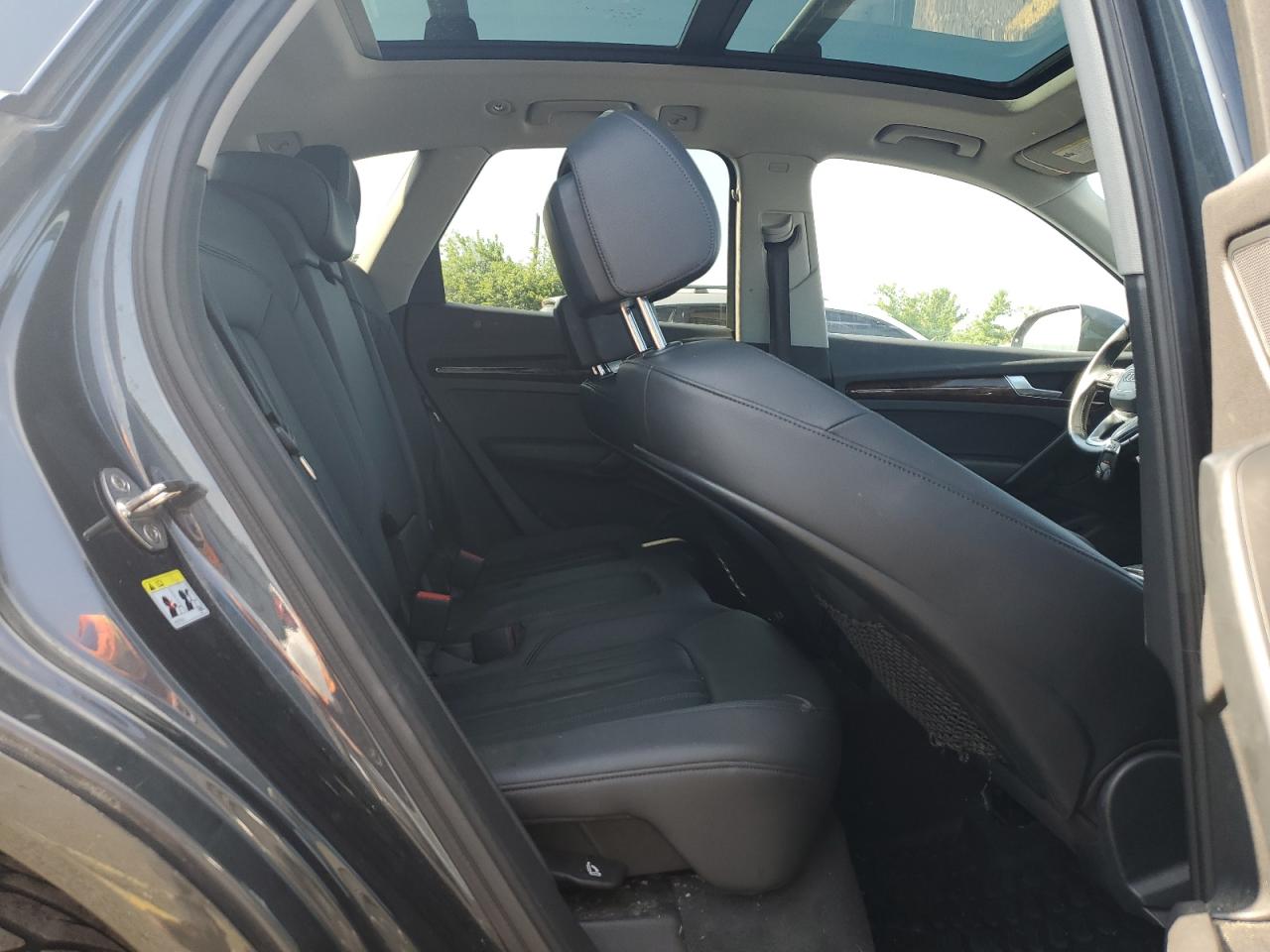 wa1anafy8j2006959 WA1ANAFY8J2006959 2018 Audi Q5 Premium