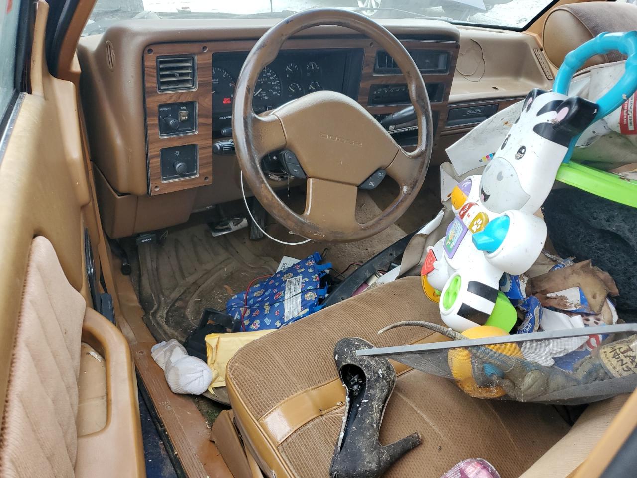 1992 Dodge Dakota VIN: 1B7GL23YXNS650081 Lot: 90571095