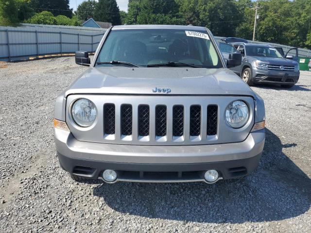  JEEP PATRIOT 2016 Серебристый
