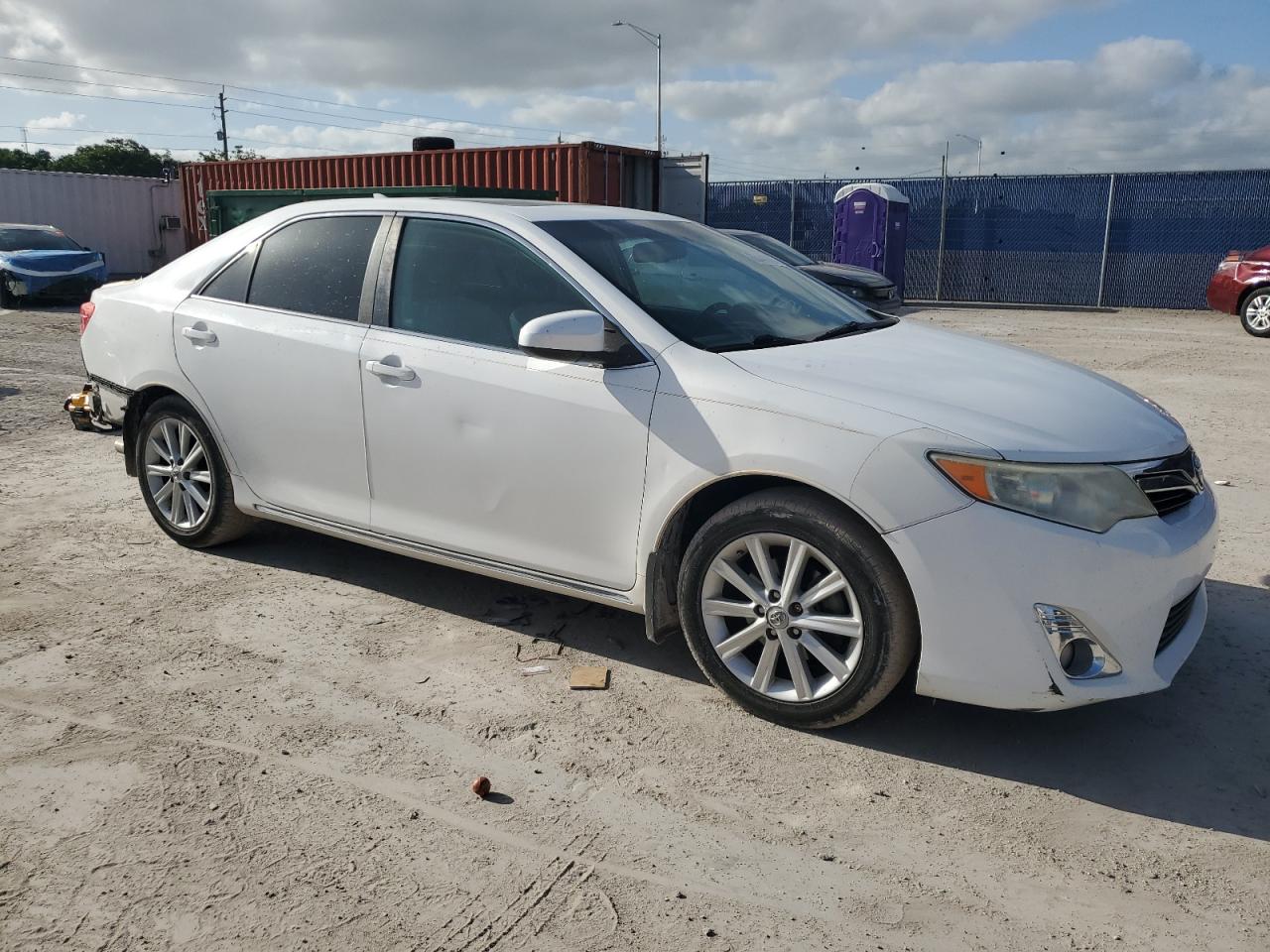 4t1bk1fk8cu521204 4T1BK1FK8CU521204 2012 Toyota Camry Se