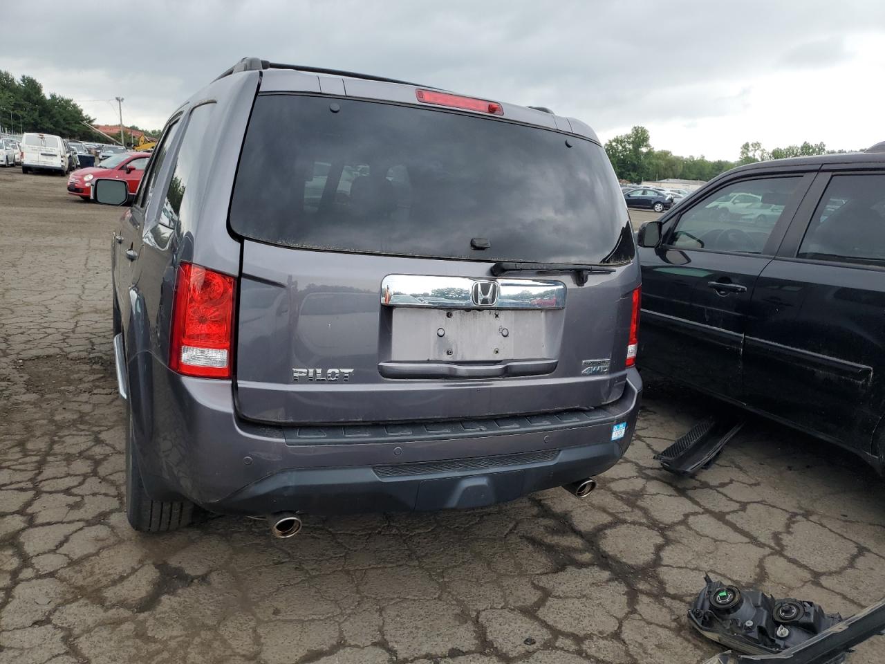 2015 Honda Pilot Touring VIN: 5FNYF4H93FB051188 Lot: 62685665