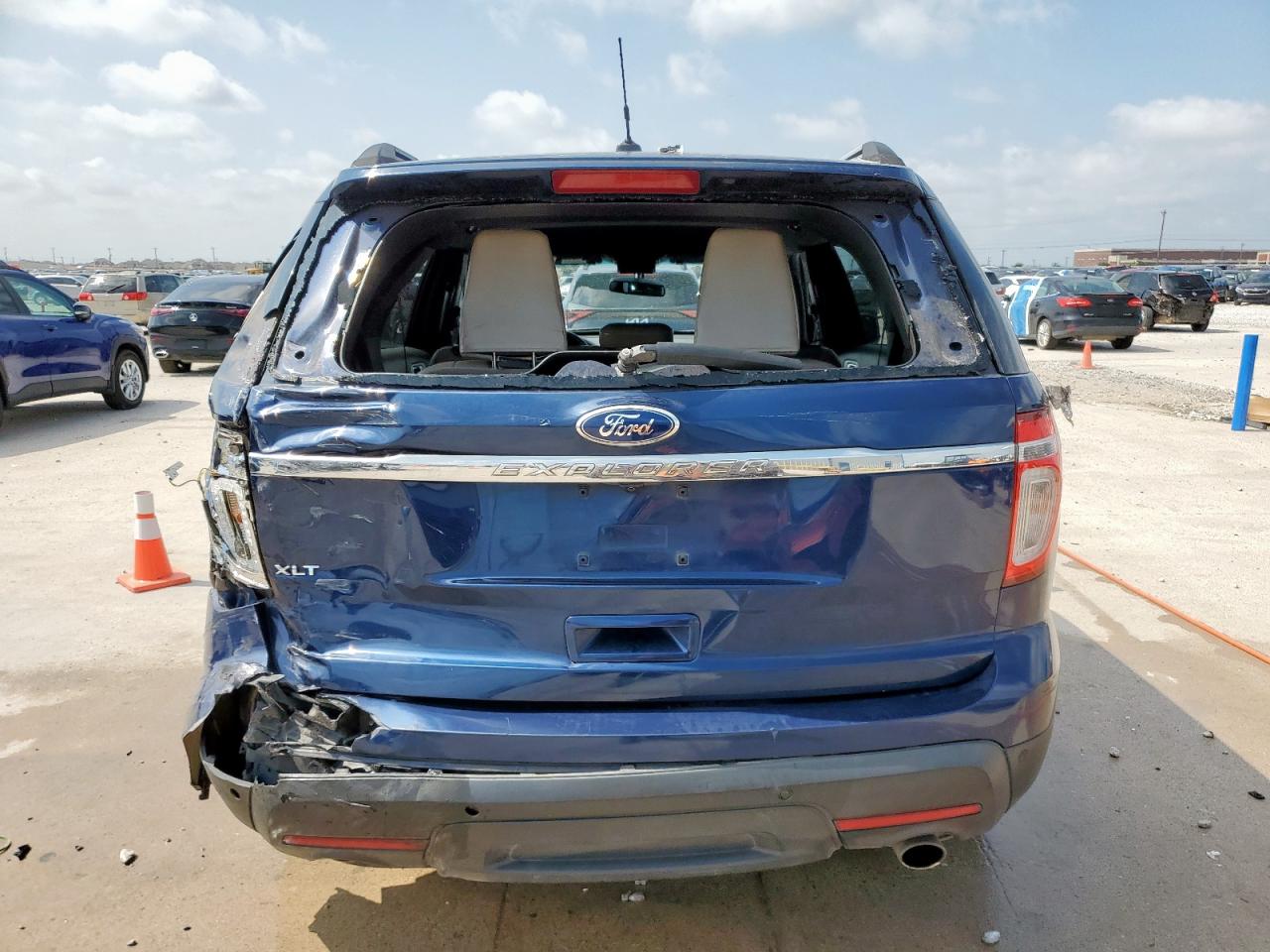2012 Ford Explorer Xlt VIN: 1FMHK7D82CGA93391 Lot: 64084325