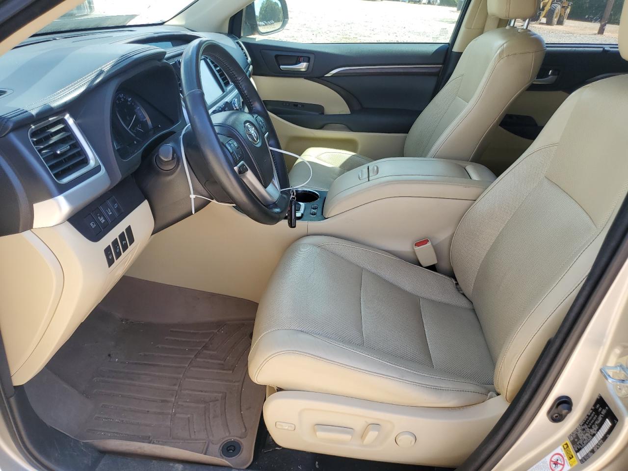 2015 Toyota Highlander Limited VIN: 5TDYKRFH7FS049247 Lot: 64124255