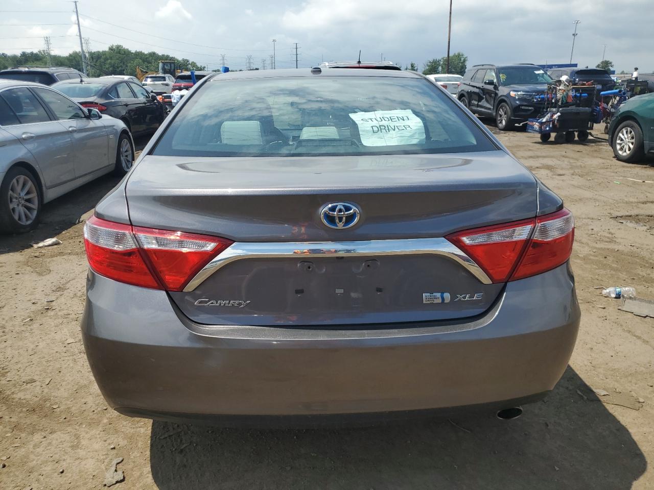 2016 Toyota Camry Hybrid VIN: 4T1BD1FK4GU185650 Lot: 64857855