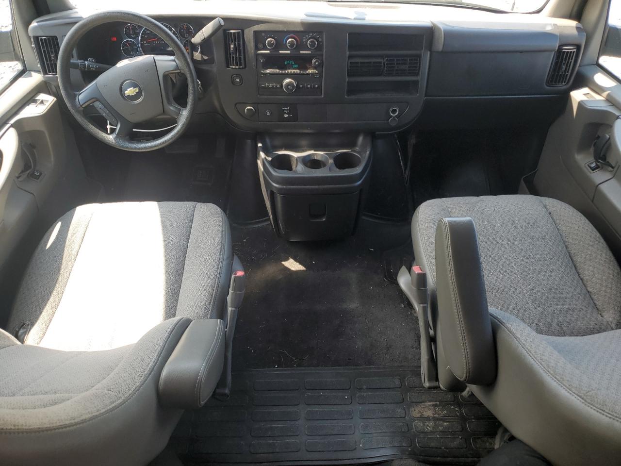 2014 Chevrolet Express G3500 Lt VIN: 1GAZG1FG6E1178079 Lot: 64069435