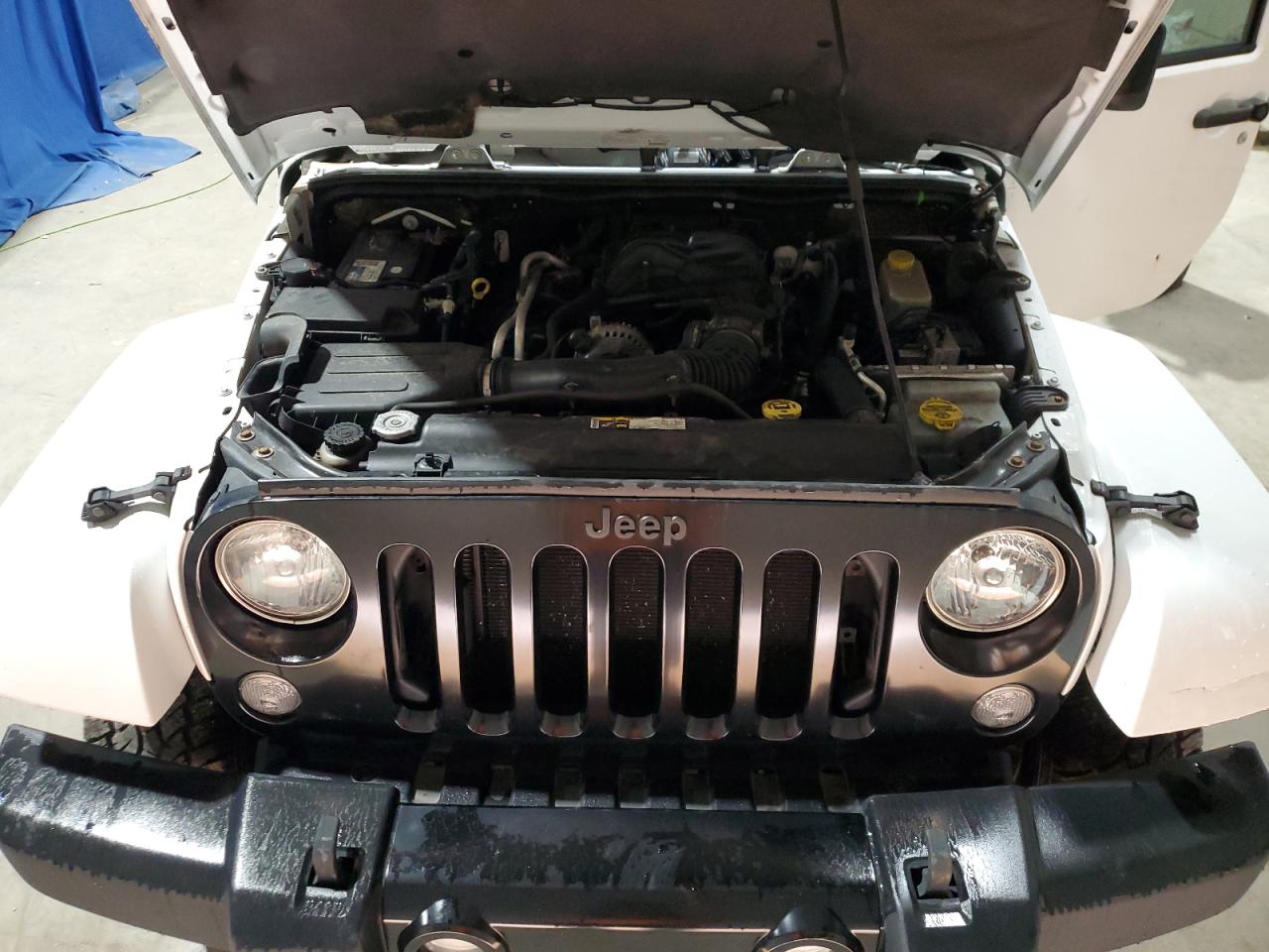 2014 Jeep Wrangler Unlimited Sahara VIN: 1C4BJWEG1EL322781 Lot: 64200145