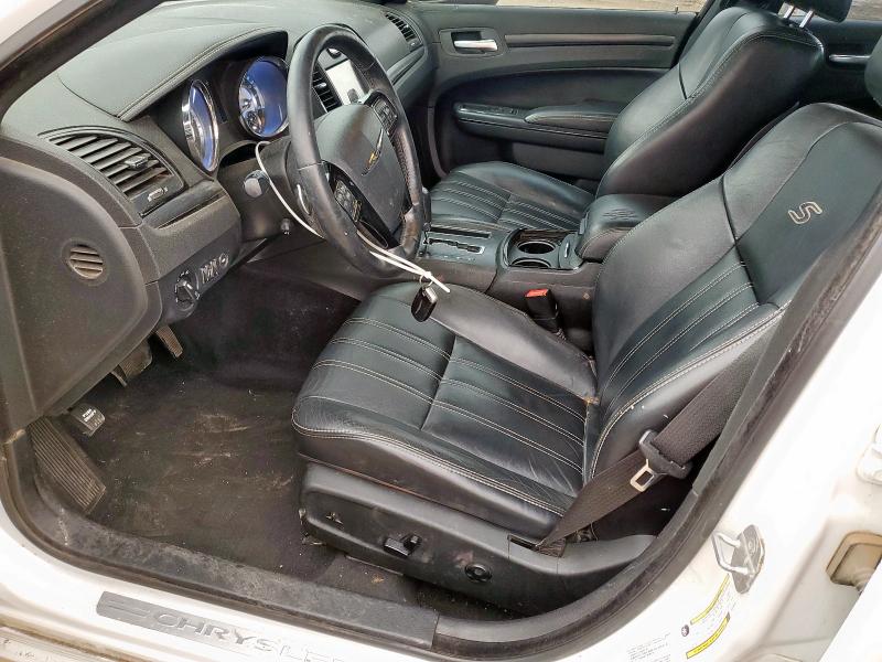  CHRYSLER 300 2013 Biały