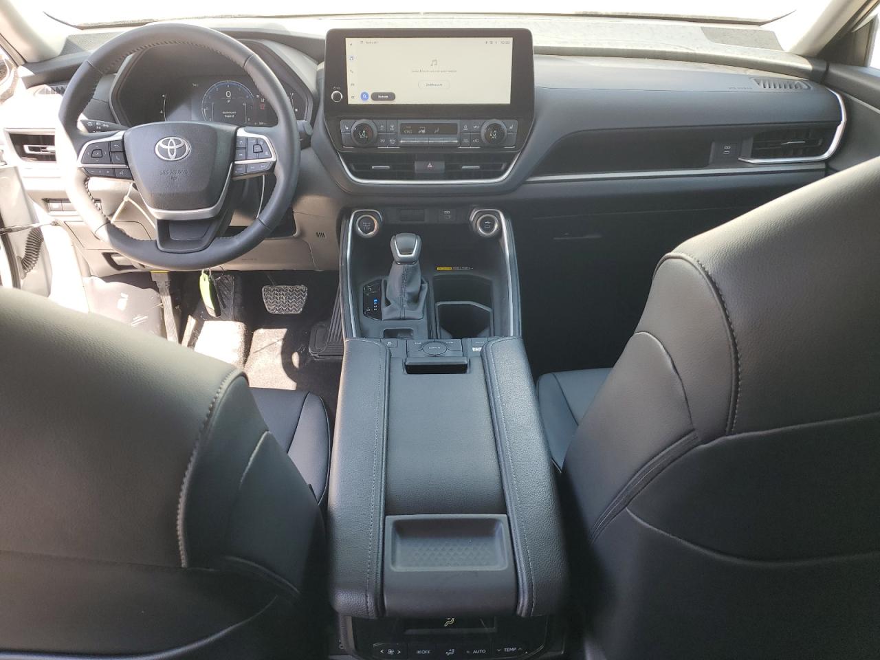 2025 Toyota Grand Highlander Le VIN: 5TDAAAB56SS081103 Lot: 63577055