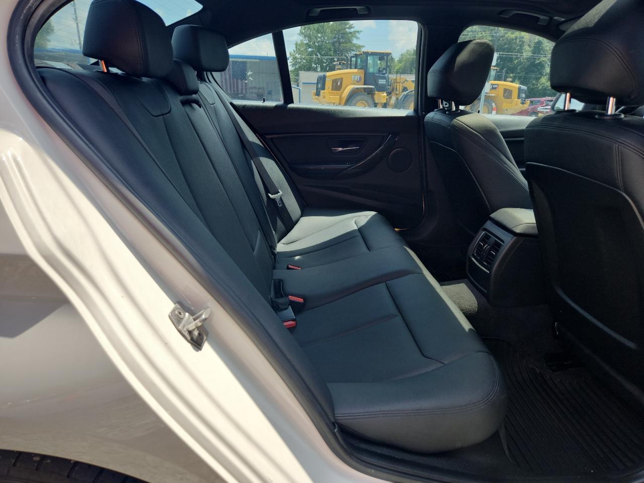 2016 BMW 320 I VIN: WBA8E1G57GNT36072 Lot: 64188085
