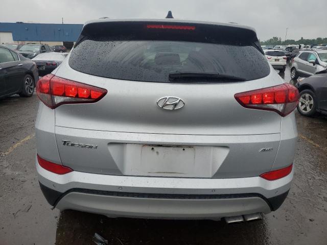  HYUNDAI TUCSON 2018 Srebrny