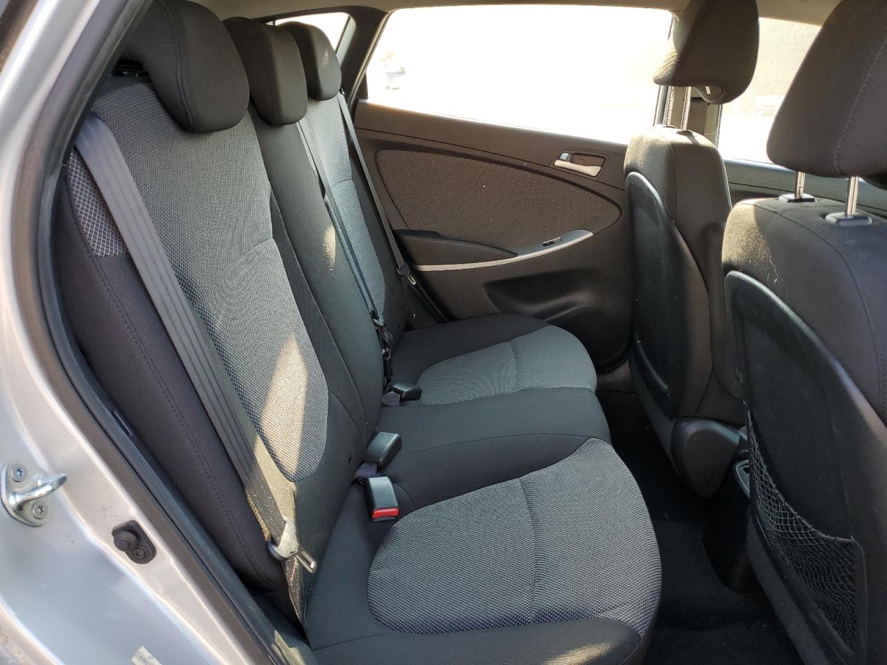 2013 Hyundai Accent Gls VIN: KMHCT5AE4DU100415 Lot: 63779775