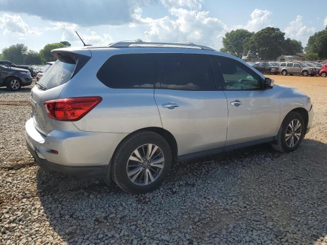  NISSAN PATHFINDER 2017 Srebrny