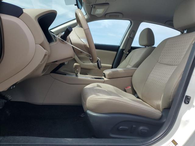  NISSAN ALTIMA 2017 Biały
