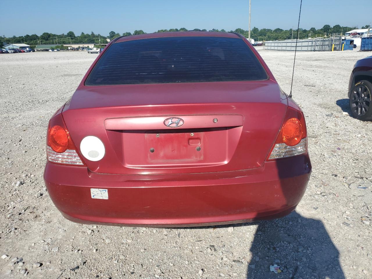2005 Hyundai Elantra Gls VIN: KMHDN46D35U043392 Lot: 62633435