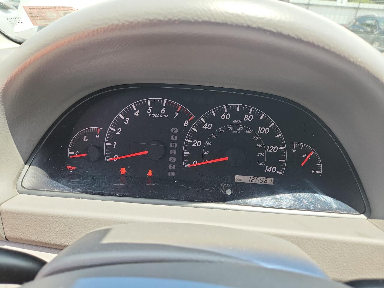 2005 Toyota Camry Le VIN: 4T1BF30K45U096110 Lot: 65138755