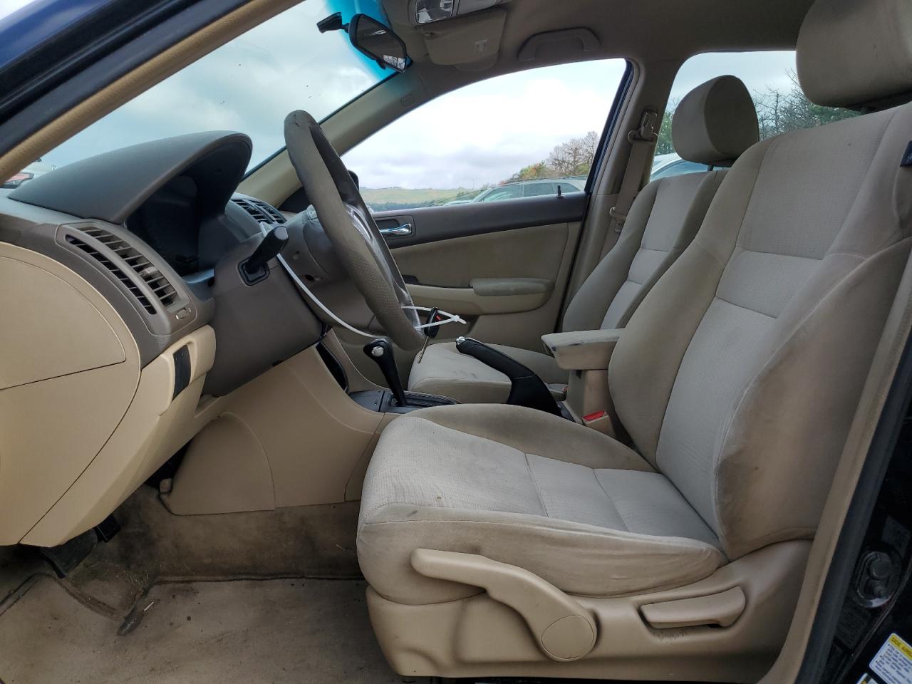 2005 Honda Accord Lx VIN: 1HGCM56445A011496 Lot: 63940125