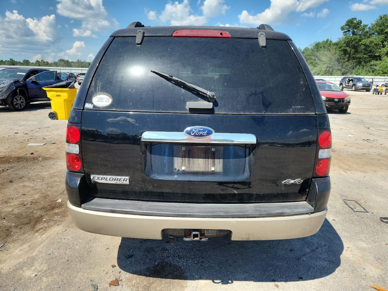 2008 Ford Explorer Eddie Bauer VIN: 1FMEU74E08UA06096 Lot: 66516385