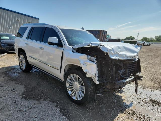  CADILLAC ESCALADE 2016 Белы