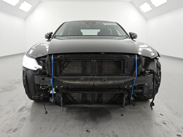  VOLVO S60 CORE 2024 Черный